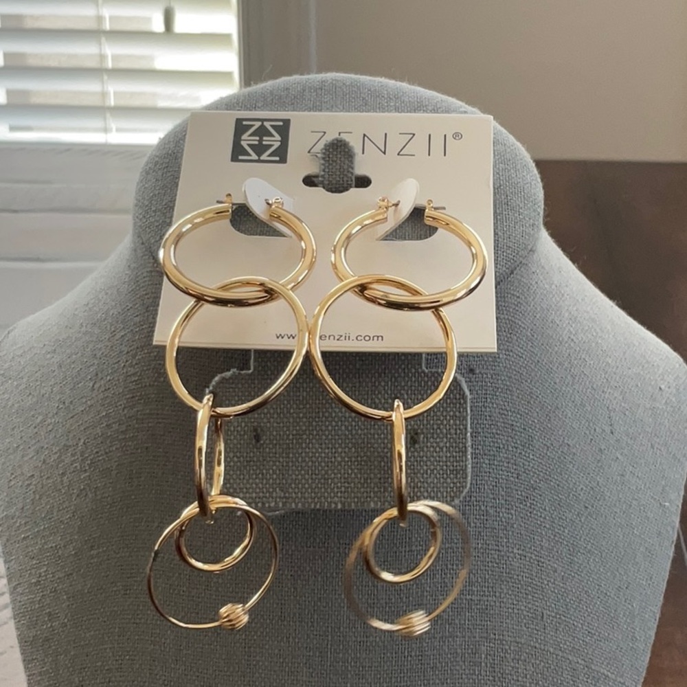 ZENZII Gold Multi-Ring Hoop Earrings